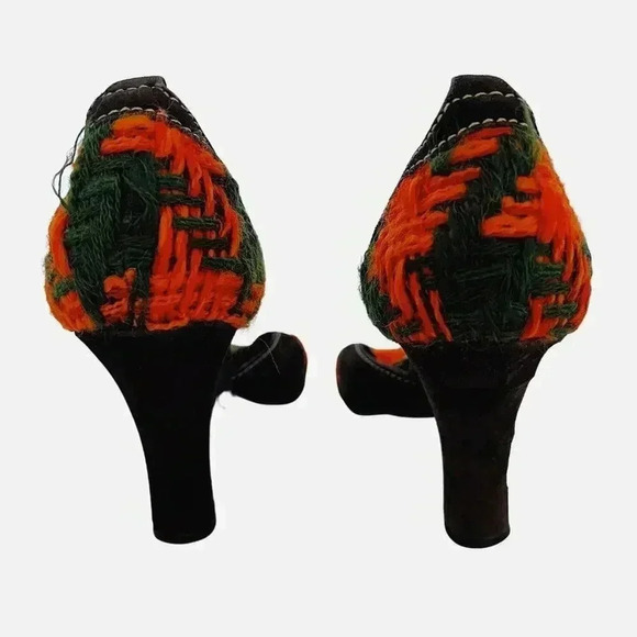 SOLD Miu Miu Y2K Green and Orange Yarn Abstract Rounded Chunky Heels - Picture 4 of 12